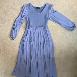 Elegant Lavender Midi Dress with pockets